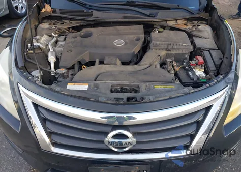 2014 Nissan Altima 2.5 S z USA, uszkodzony, nr VIN 1N4AL3AP3EC185472